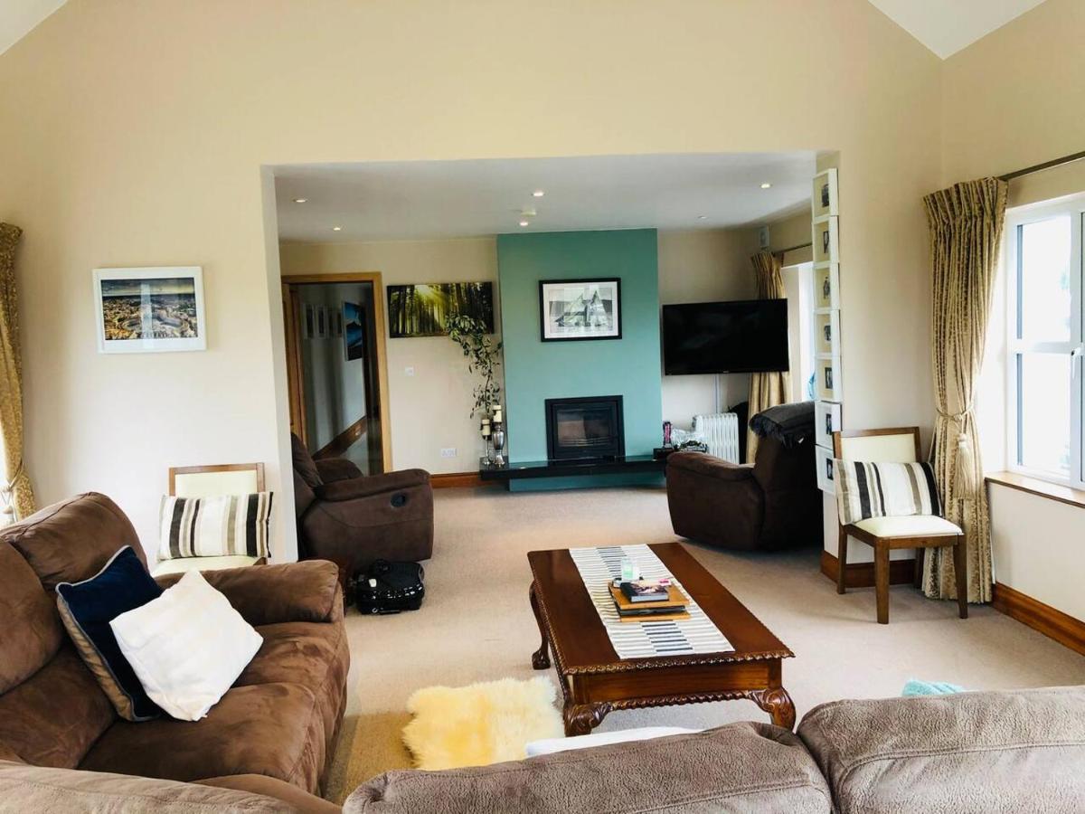 Connemara. 3 Bedroom, 8 Bed, Holiday Home Galway Luaran gambar