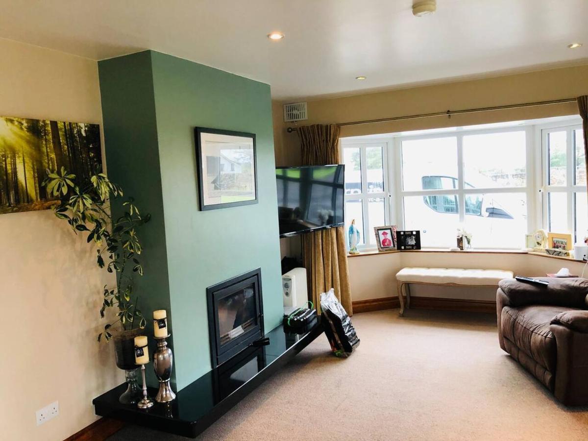 Connemara. 3 Bedroom, 8 Bed, Holiday Home Galway Luaran gambar