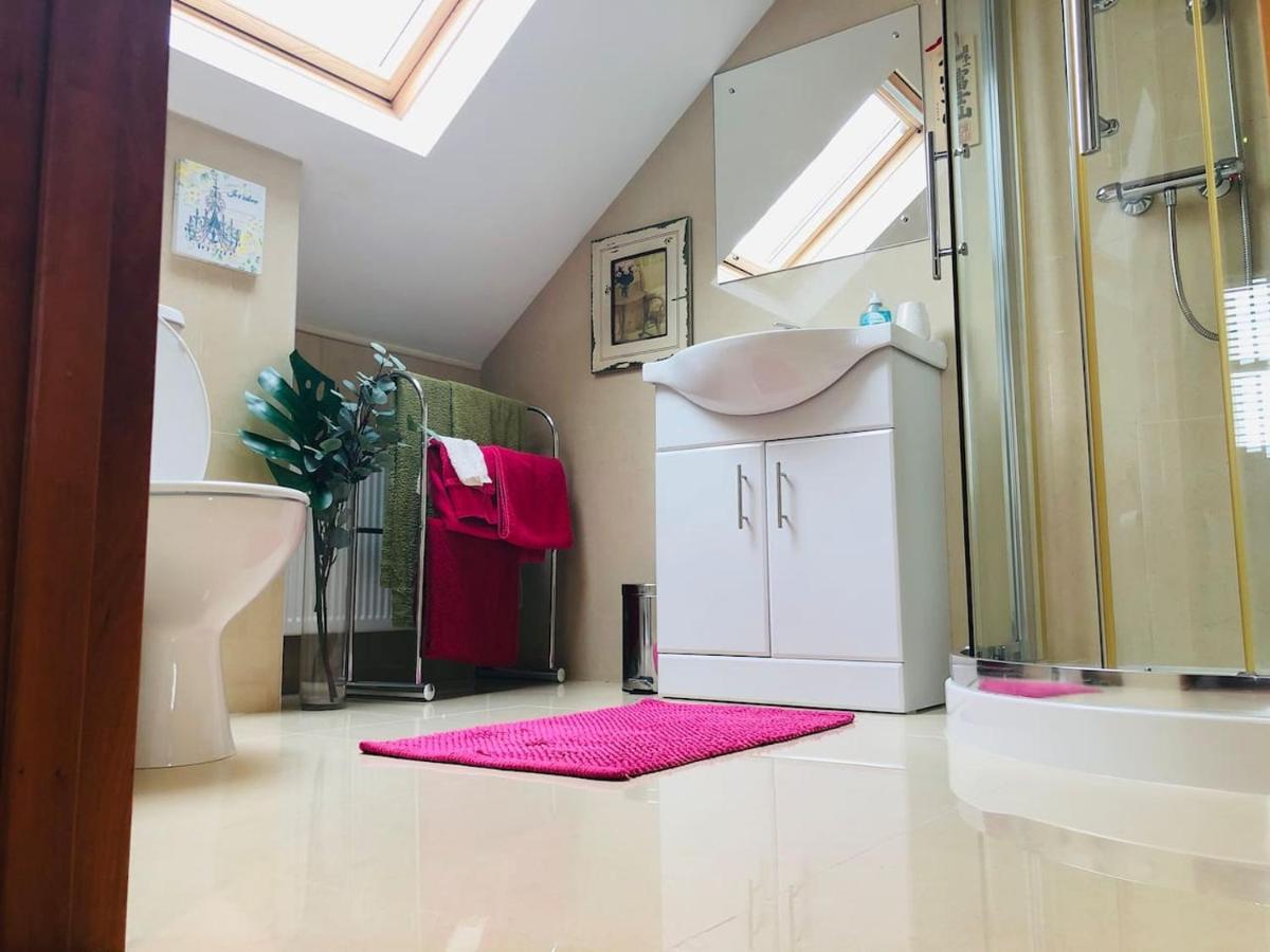 Connemara. 3 Bedroom, 8 Bed, Holiday Home Galway Luaran gambar