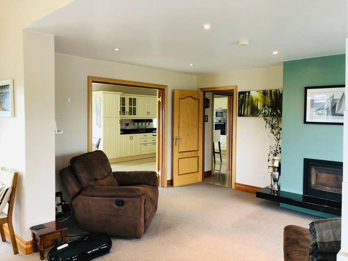 Connemara. 3 Bedroom, 8 Bed, Holiday Home Galway Luaran gambar